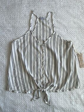 Iris Basic button front tie-knot tank top